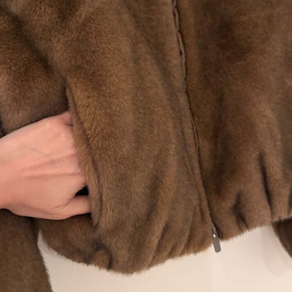 $655 A.L.C. Women's Hazel faux fur Jacket - Picture 12 of 15